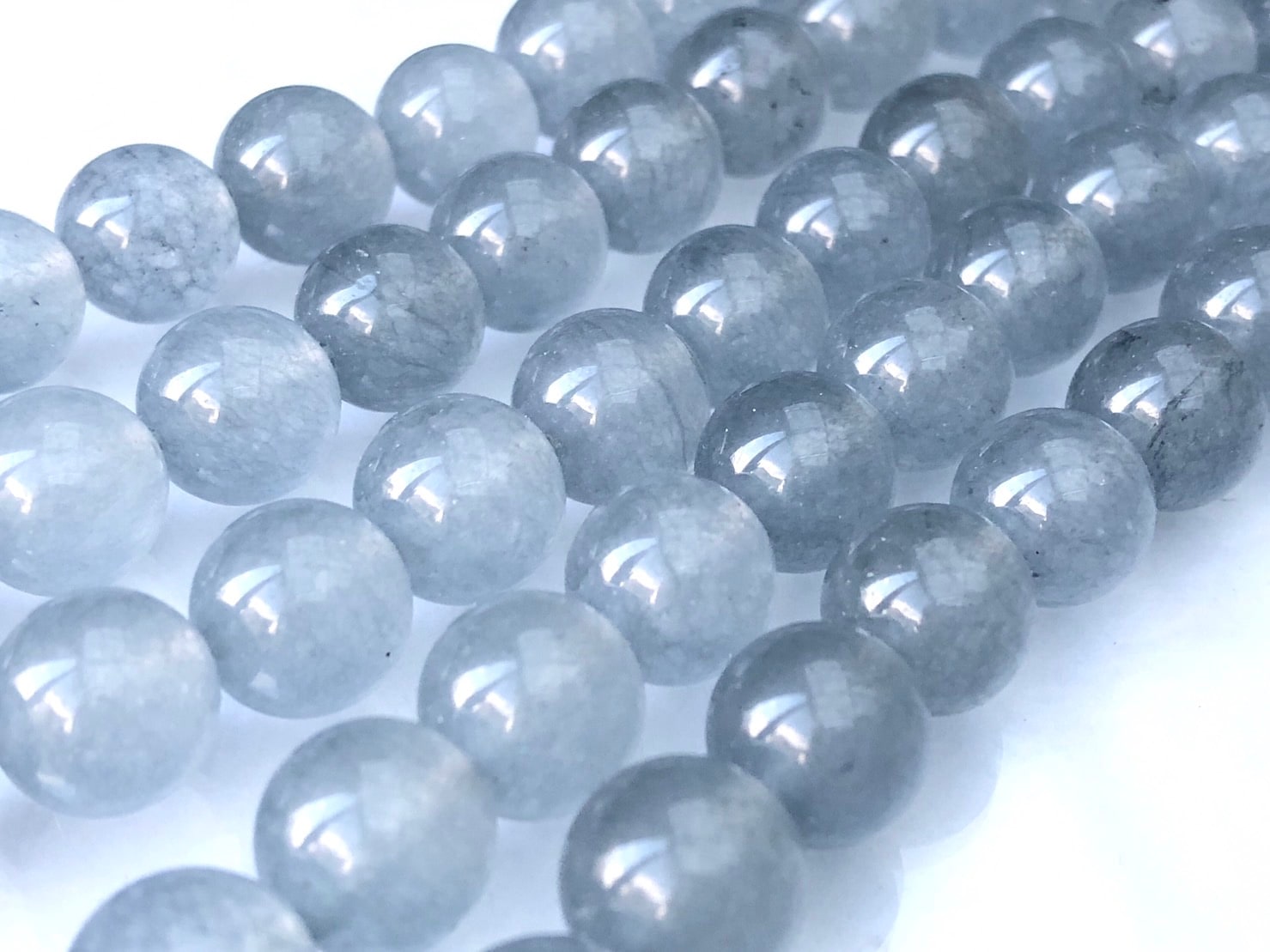 天然石（カラークオーツ、ジェイド、淡水パール、等）のチャーム、ハンドメイド 人気！☆鮮やかでカラフル☆天然石ビーズ⁄シルバーグレージェイド⁄約