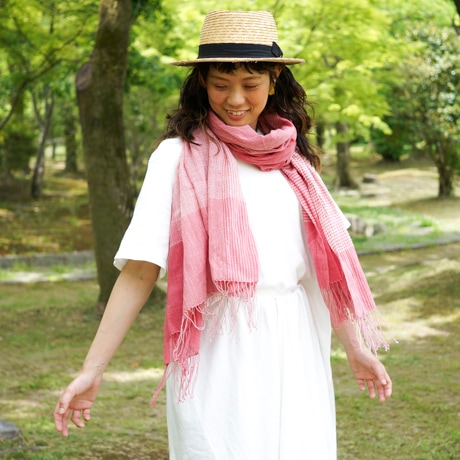 天然染料染めのランダムチェックストール｜ナチュラルUVカット｜茜/生成