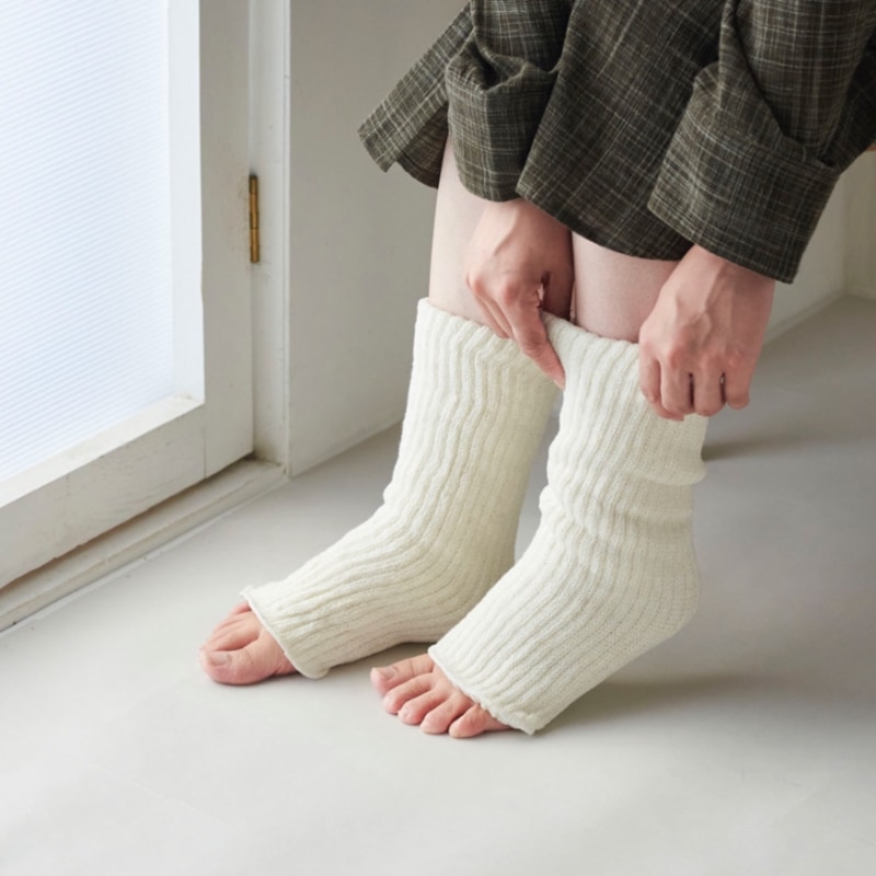 ガラ紡のレッグウォーマー 生成