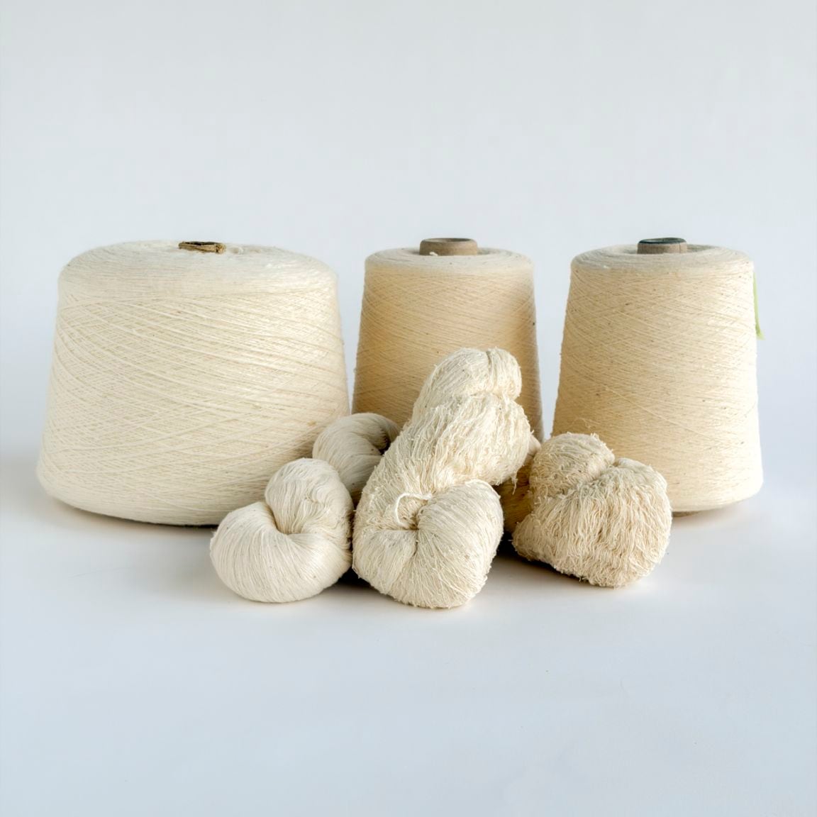手紡ぎ糸｜317/1極細番手再撚り糸と細番手再撚り糸アソート1kgセット