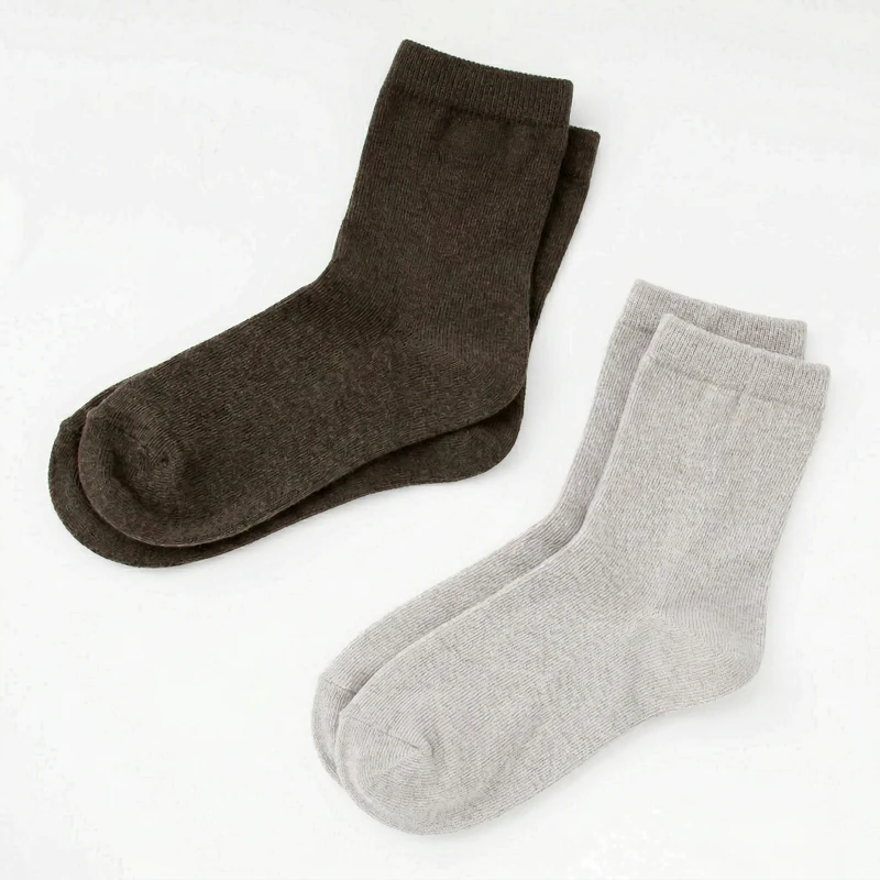 天然染めの手紡ぎ平編み靴下