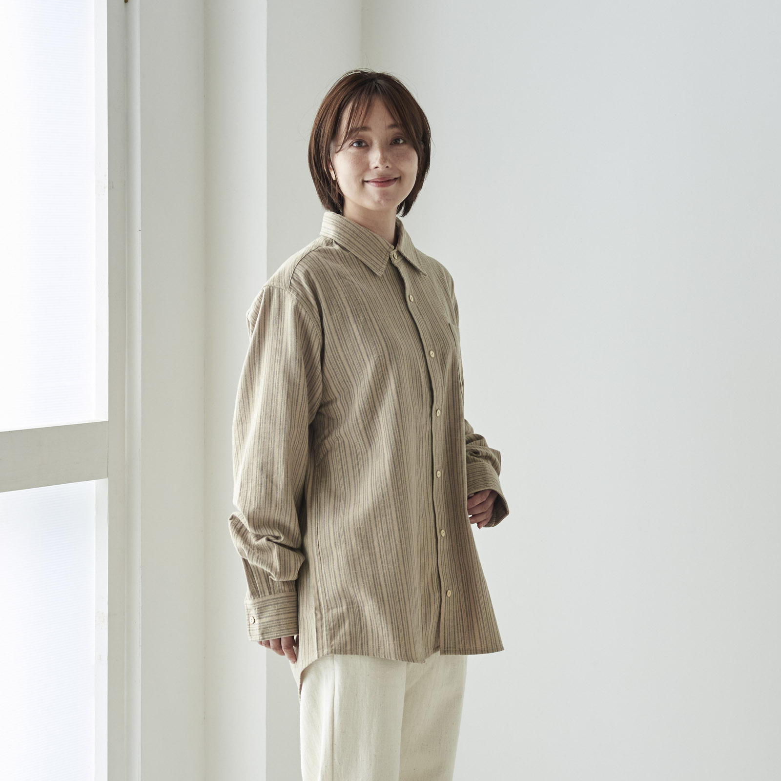 コットンメンズシャツ 2サイズ・3色展開