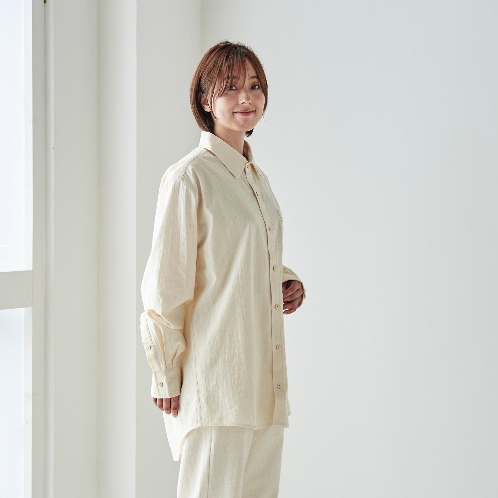 コットンメンズシャツ 2サイズ・3色展開