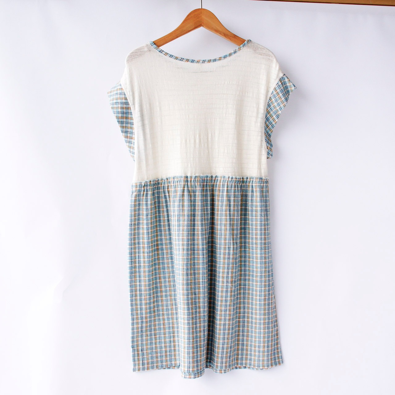 チュニックタイプのルームウェア トップス