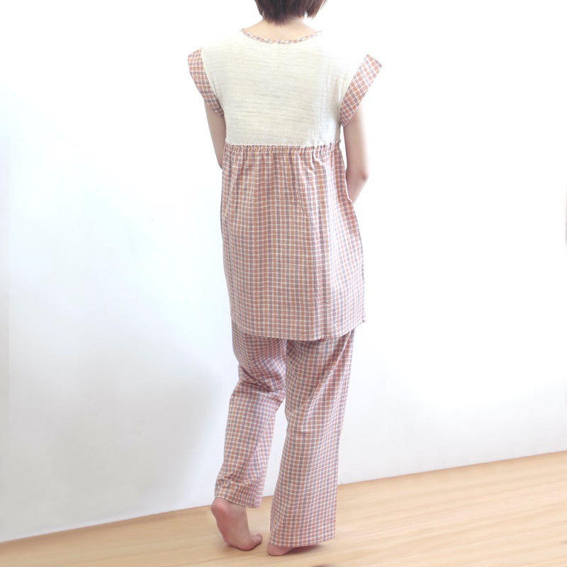 チュニックタイプのルームウェア トップス