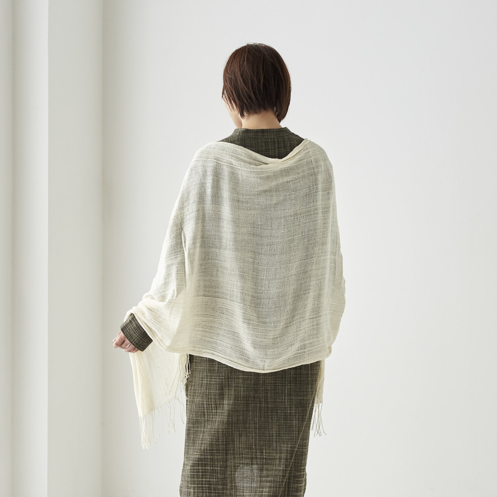 生成りのUVカットストール