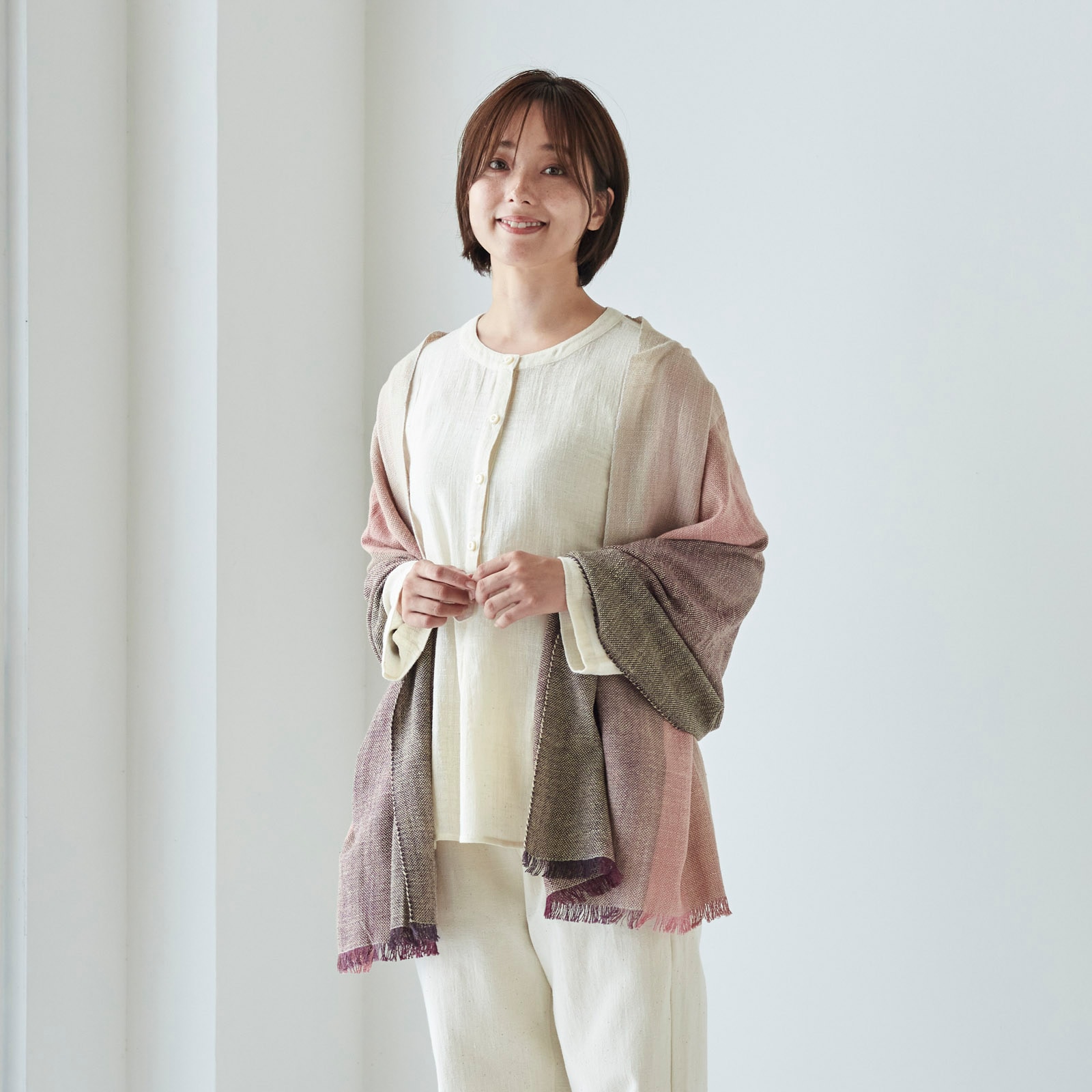 手紡ぎのUVカットストールグラデーション ローズ系