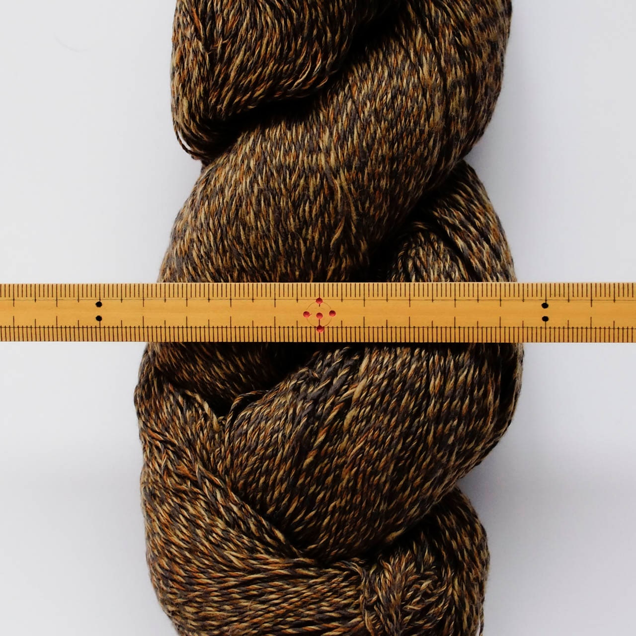 手紡ぎ糸|217/3糸 2.0-2.7g/13m 4色展開 100g綛