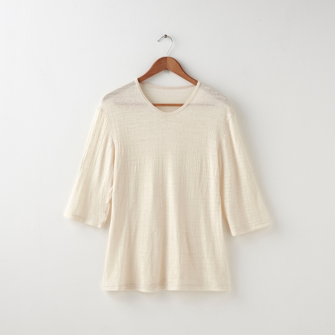 手紡ぎのカットソーTシャツ