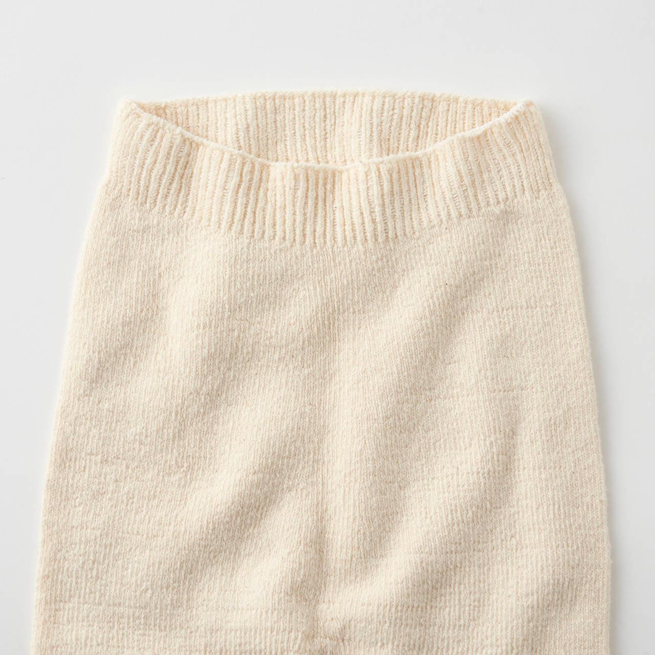 ガラ紡のニットパンツ