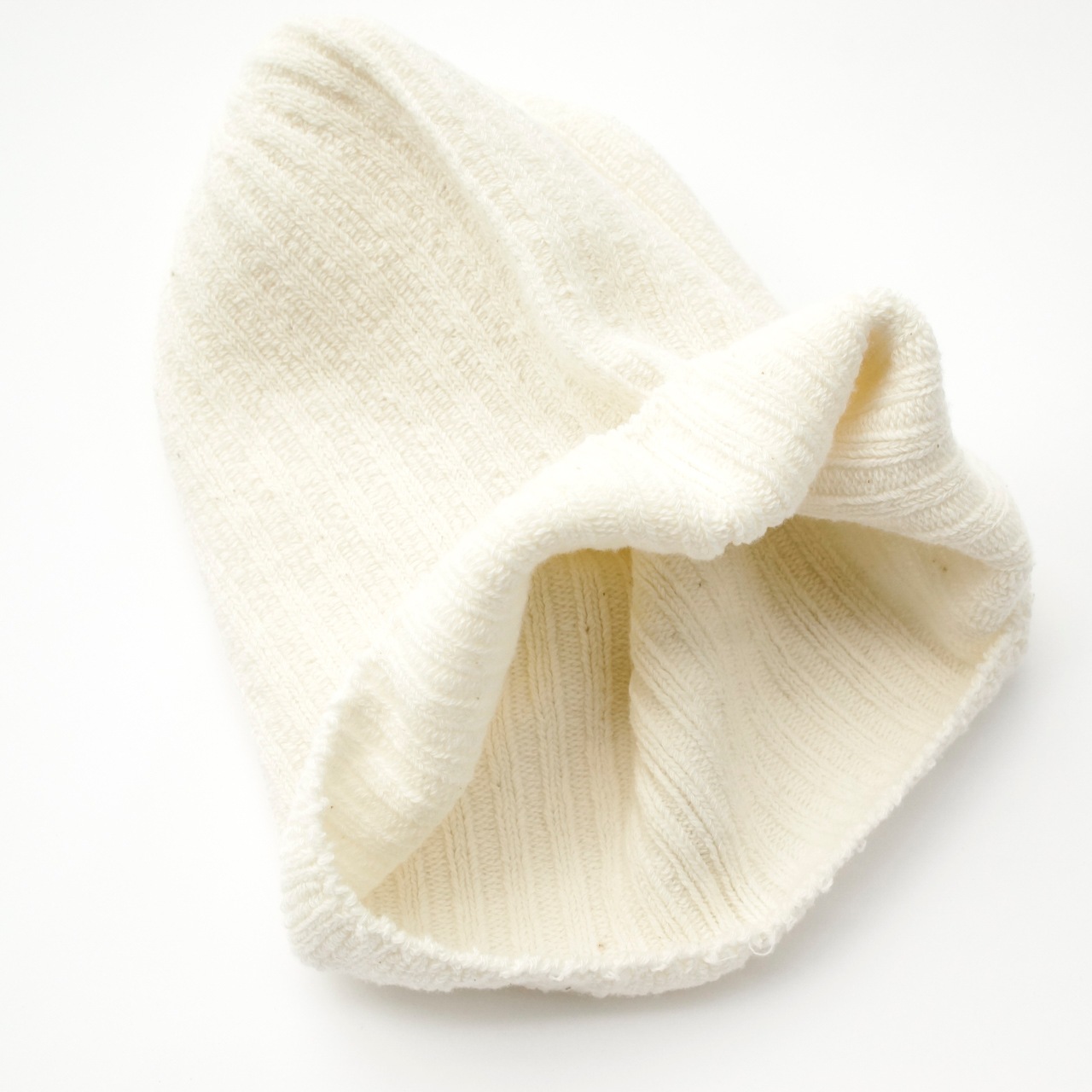 ガラ紡のニット帽子