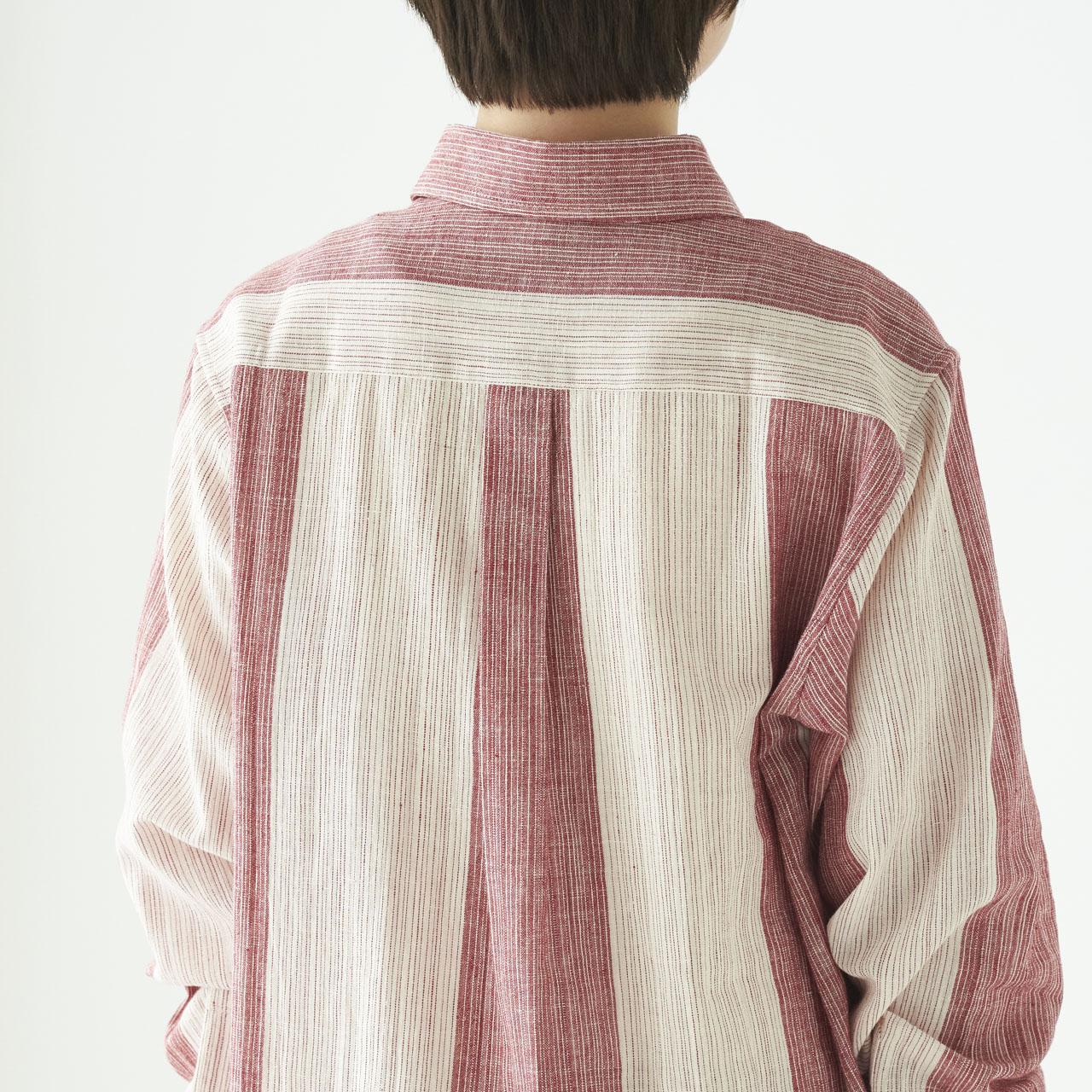 ベーシックカラーシャツ　2サイズ・2色展開