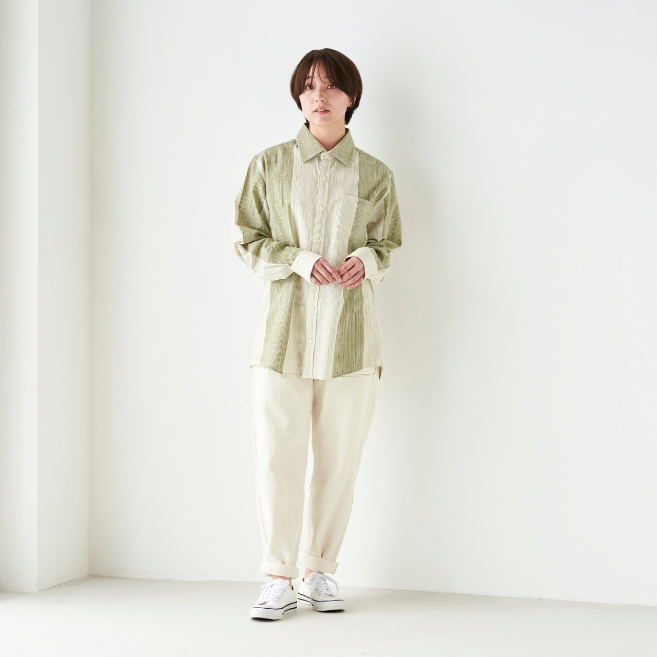 ベーシックカラーシャツ　2サイズ・2色展開