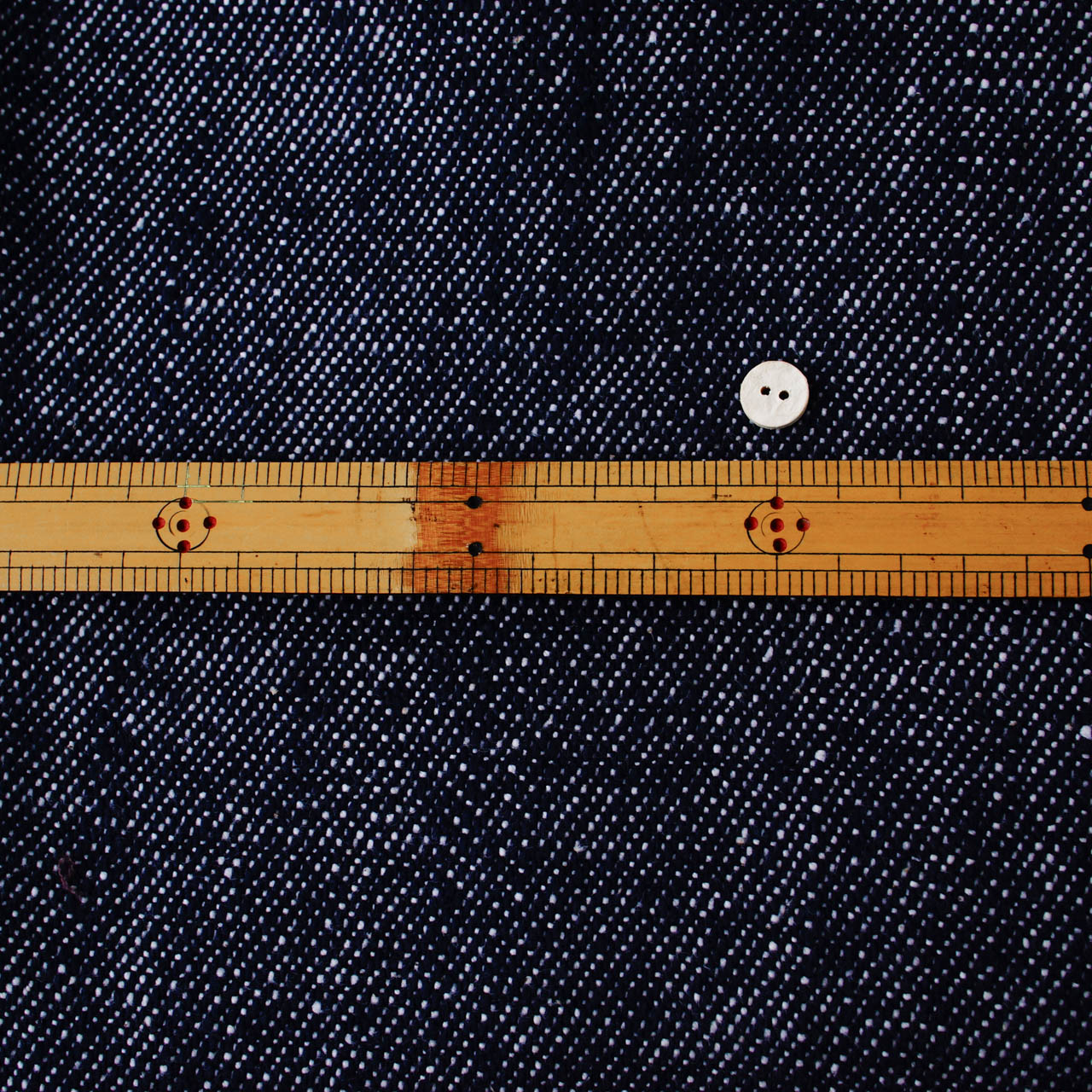 【2ｍカット生地】ガラ紡デニム三つ綾