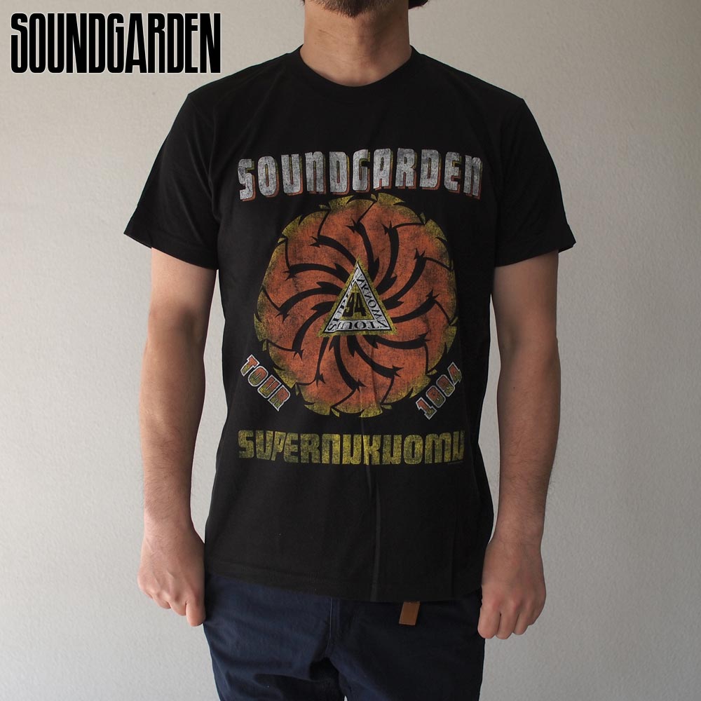 " SUPERUNKNOWN " " SOUNDGARDEN  " Tee