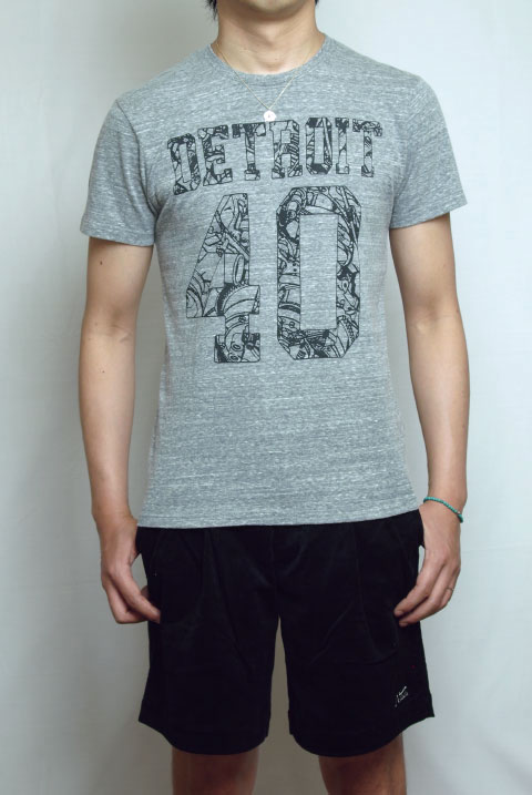 PUZZLE WORKS (�ѥ�������)��DETROIT T-shirts �ǥȥ����ȣԥ���� ��GRAY)