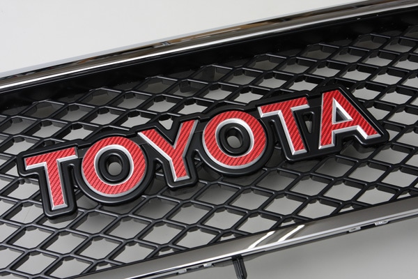 復活ランドクルーザーgrj76 79用 マジカルカーボン Toyotaエンブレムシール すべての商品 Masterpiece