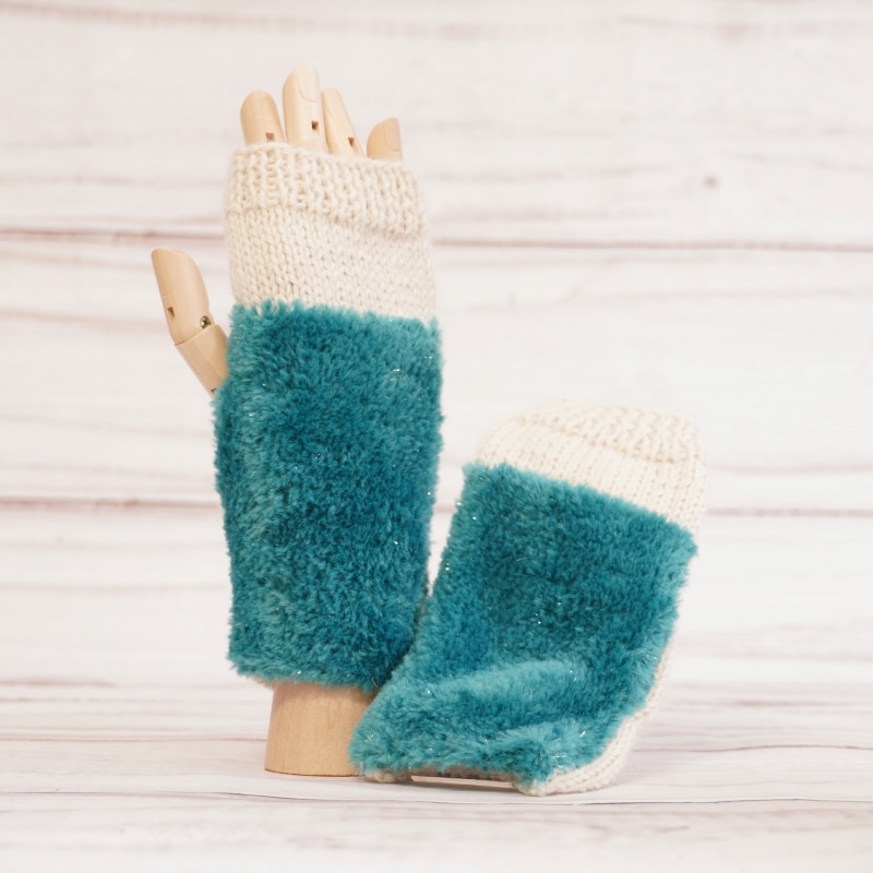 SALE】エクラタン チャスカ ハンドウォーマー 手編み 毛糸 Puppy