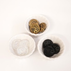 ���֤��դä����Υ��饹�ܥ���