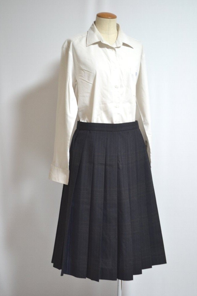 摂津高校　制服 7点 大阪府 大阪府立摂津高校 女子制服 | すべての商品 | 中古制服は