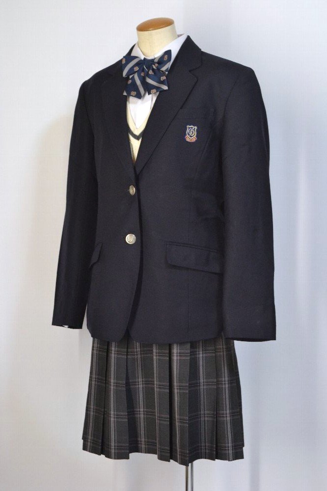岐阜第一高等学校　　　　男子制服ブレザー 制服紹介 - 学校案内 ｜ 学校法人松翠学園 岐阜第一高等学校