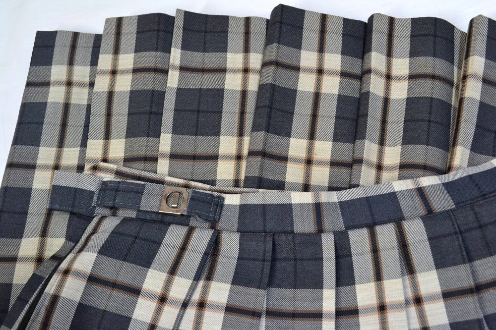 �Ų��� ���Ż�Ω���Ź����ع��������� �֥쥶������ Ⱦµ�֥饦����T2564