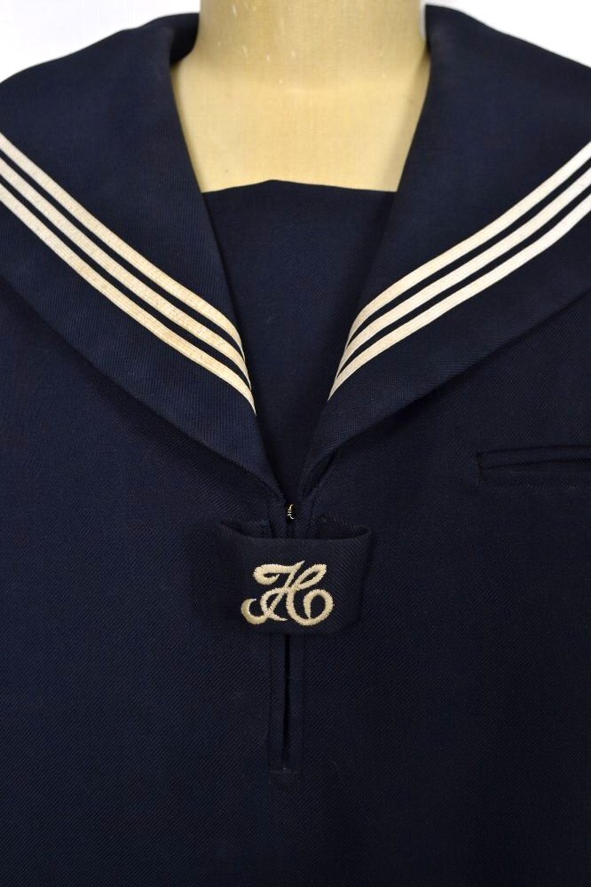 ոΩ ع 顼 (JNZ2402)