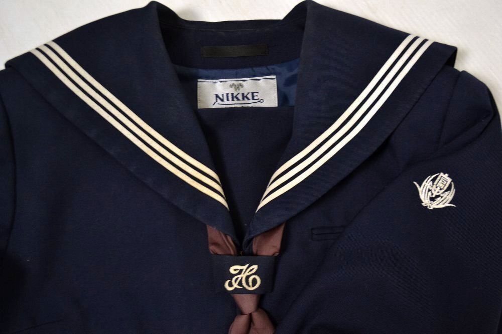 ոΩ ع 顼 (JNZ2402)