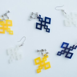 ɩĤʤԥ / KOGINZASHIDiamond-shaped Cross Earring