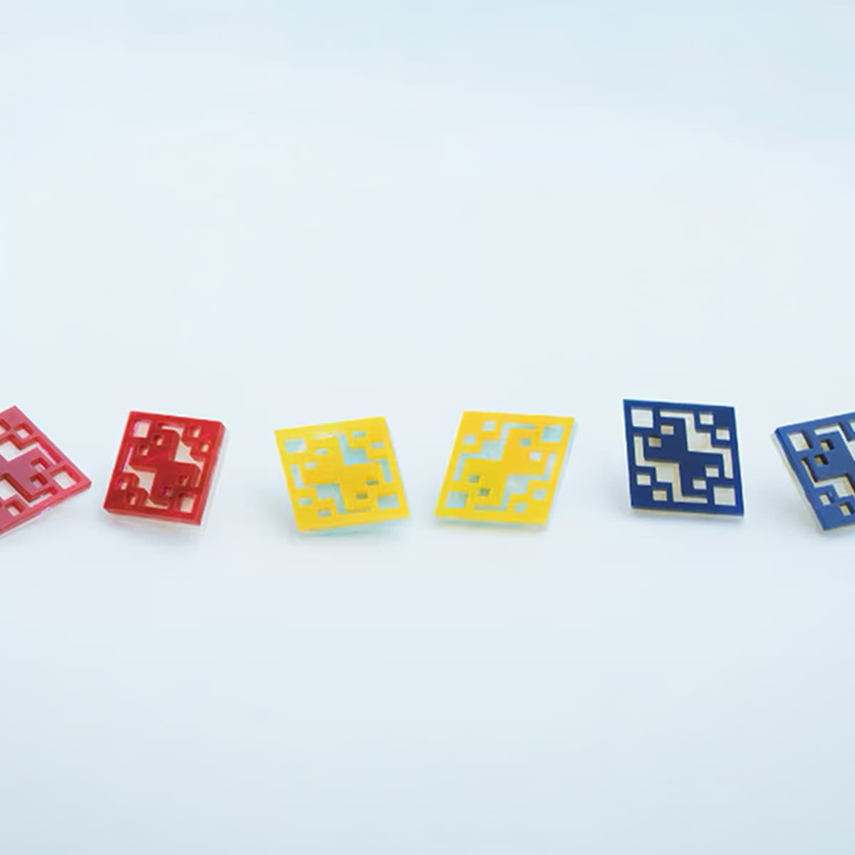 こぎん模様菱柄ピアス/イヤリング / “KOGINZASHI”Diamond-shaped Pattern Earring