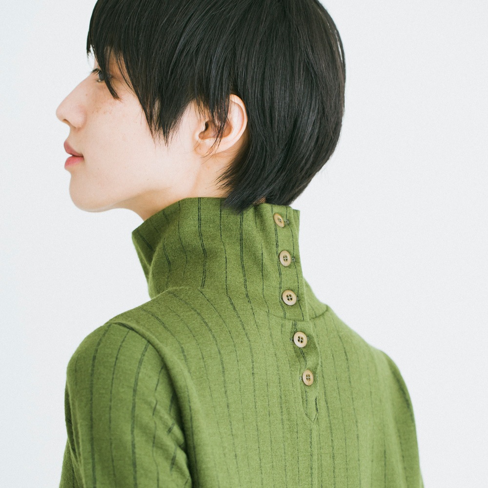 Switch ON! ピカチュウ ハイネックTシャツ L 後ろボタンあきハイネック―ピンストライプ