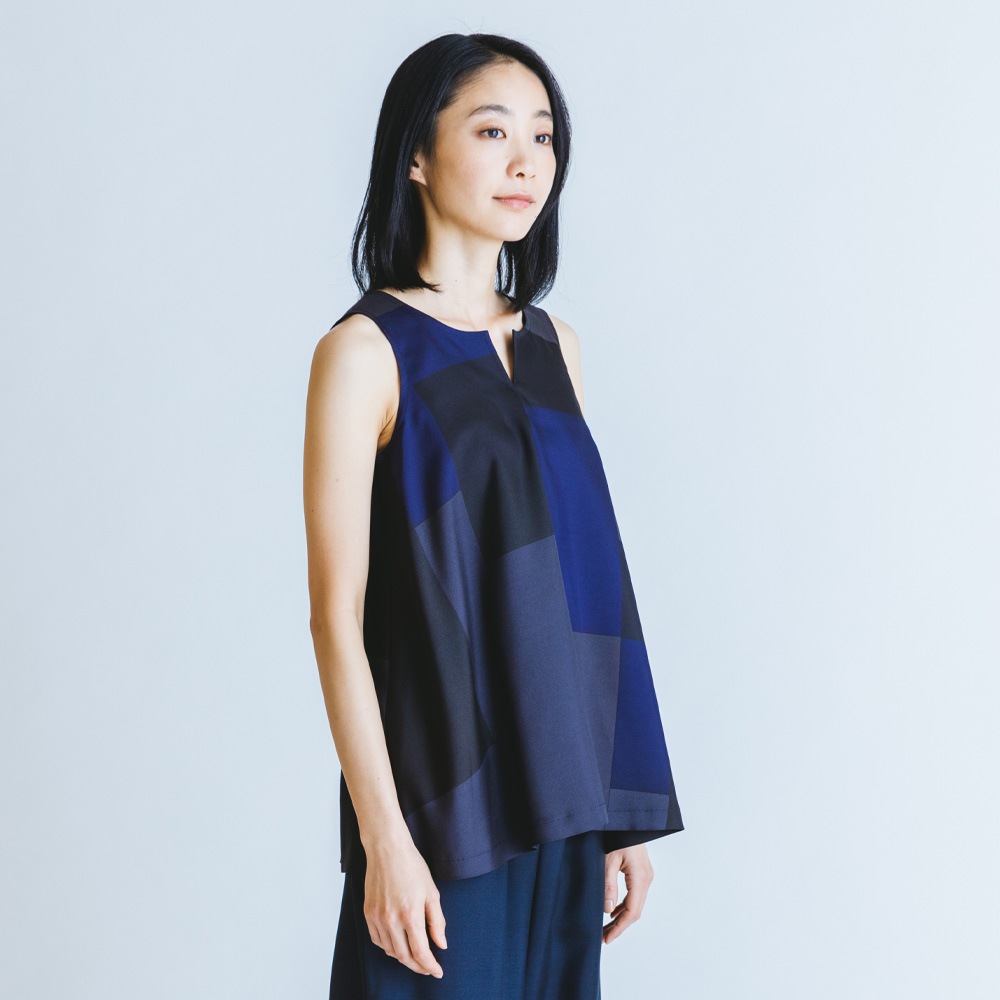 シルクキャミソール－コンポジションプリント