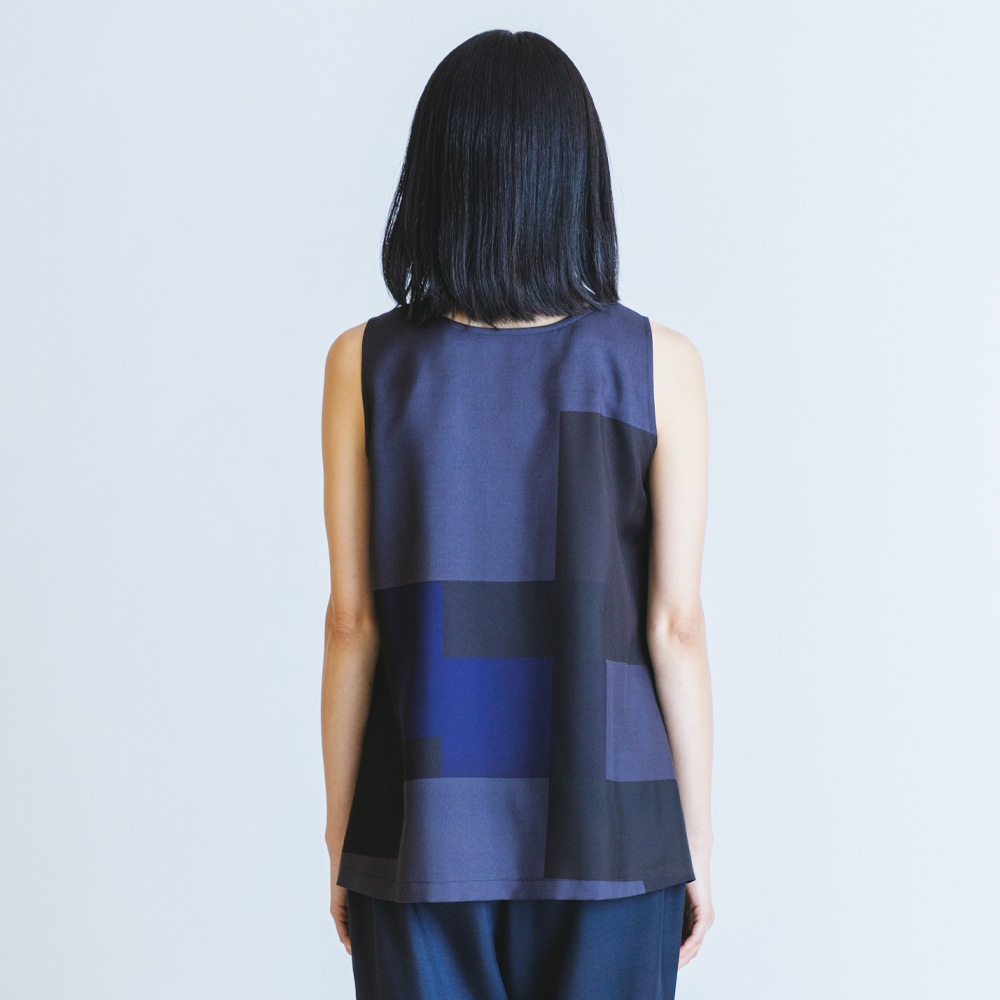 シルクキャミソール－コンポジションプリント