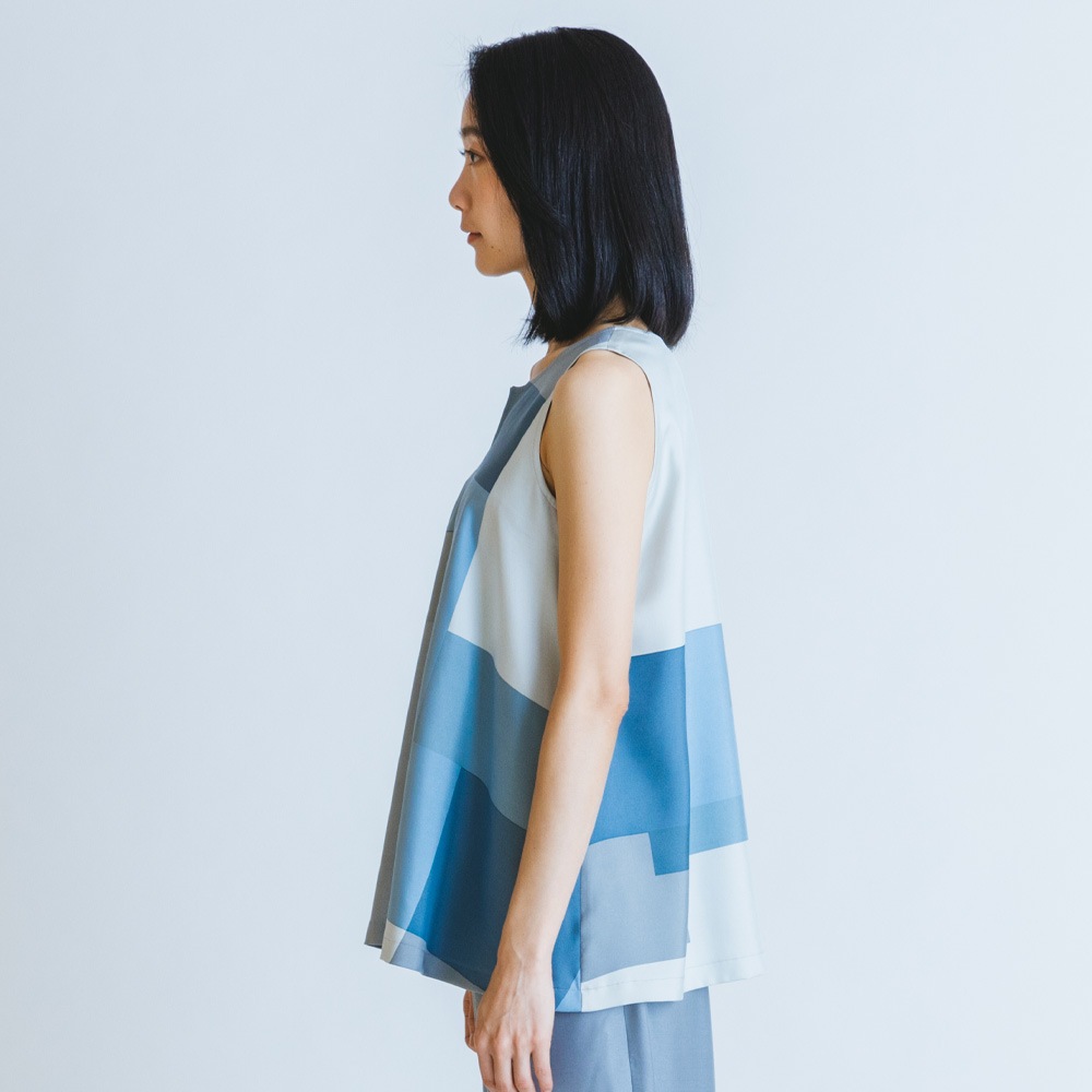 シルクキャミソール－コンポジションプリント