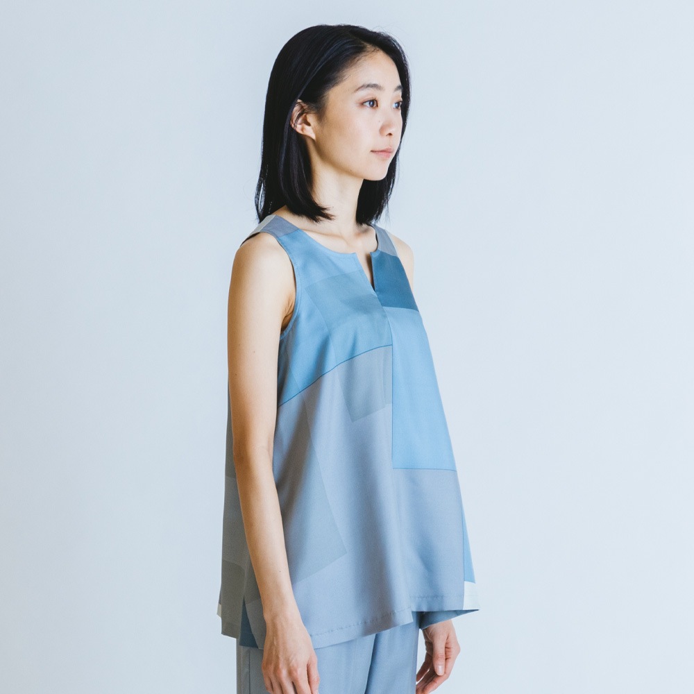 シルクキャミソール－コンポジションプリント