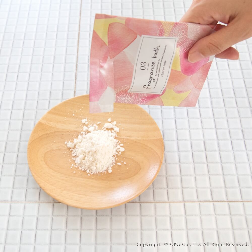 フレグランスバスシリーズ フレグランスバス （ 入浴剤 3種類のフレグランス 30g プチギフト