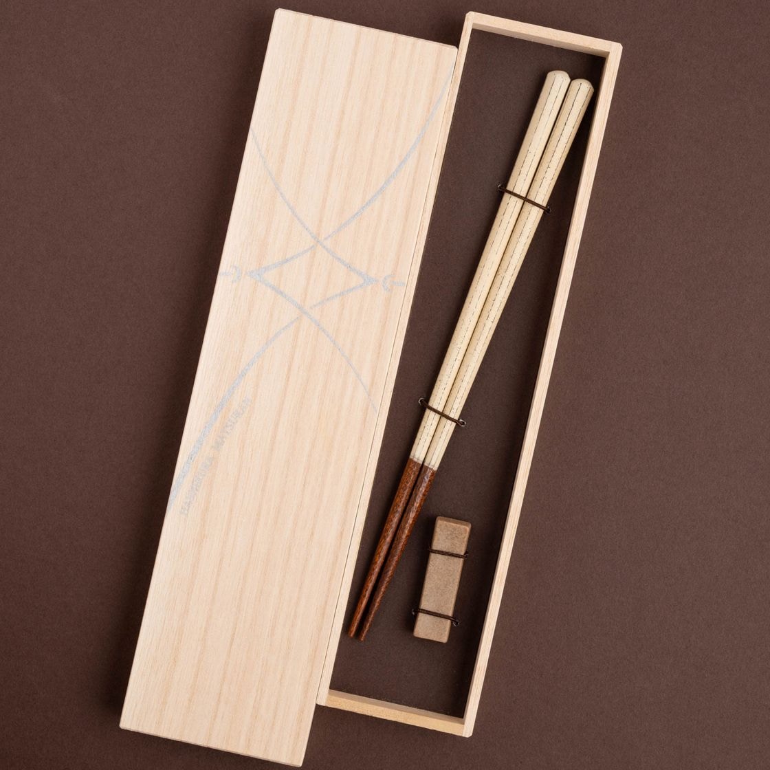 しのぎ 22.5cm 砂岩箸置付 ギフト箱付