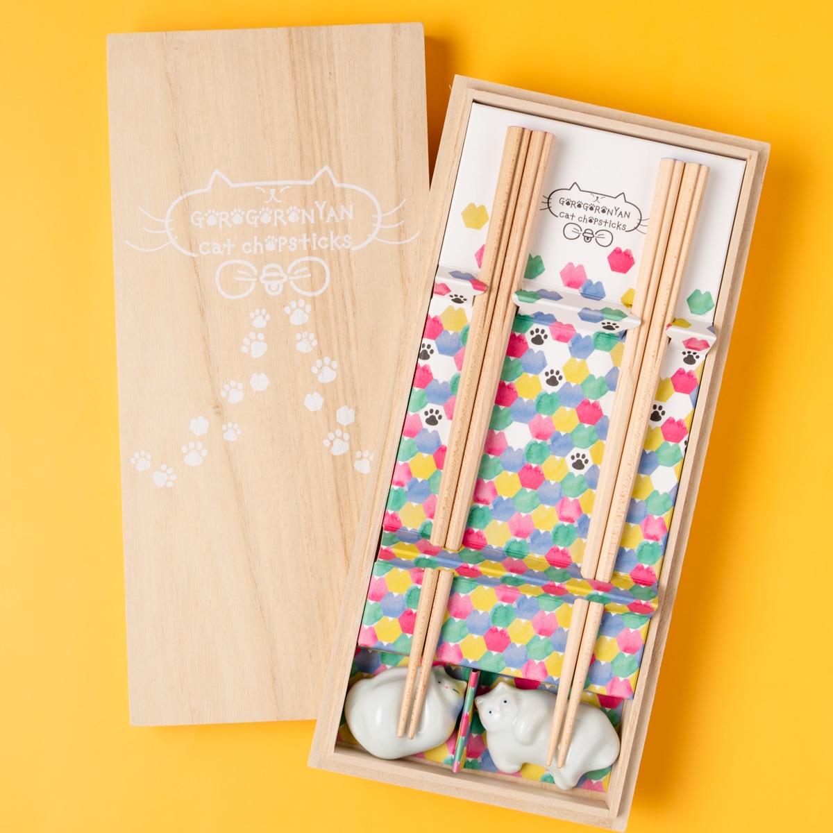 ニコニャン GOROGORONYAN cat chopsticks｜ゴロゴロ転がる猫の箸置付｜ペアギフトセット グリーン×イエロー