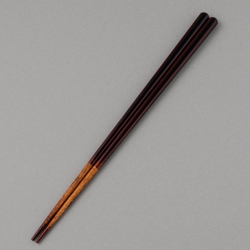 【名入れ対応：可】和桜 溜漆塗分ペア  23cm/21.5cm 清水焼さくら箸置付 ギフト箱付