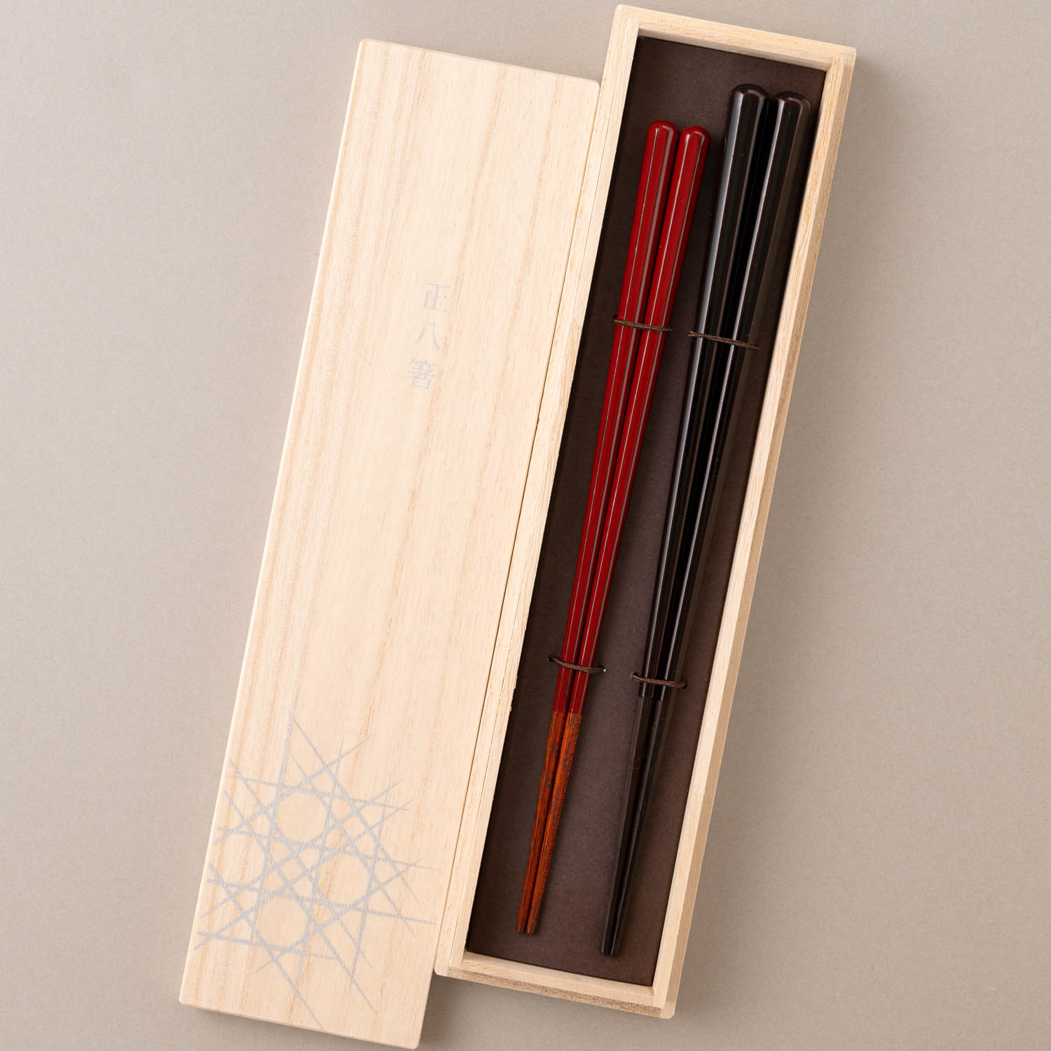 漆塗分正八箸｜越前漆器の美しさと唐木の持ち心地｜黒檀/サティーネ 八角 23.5cm/22cm