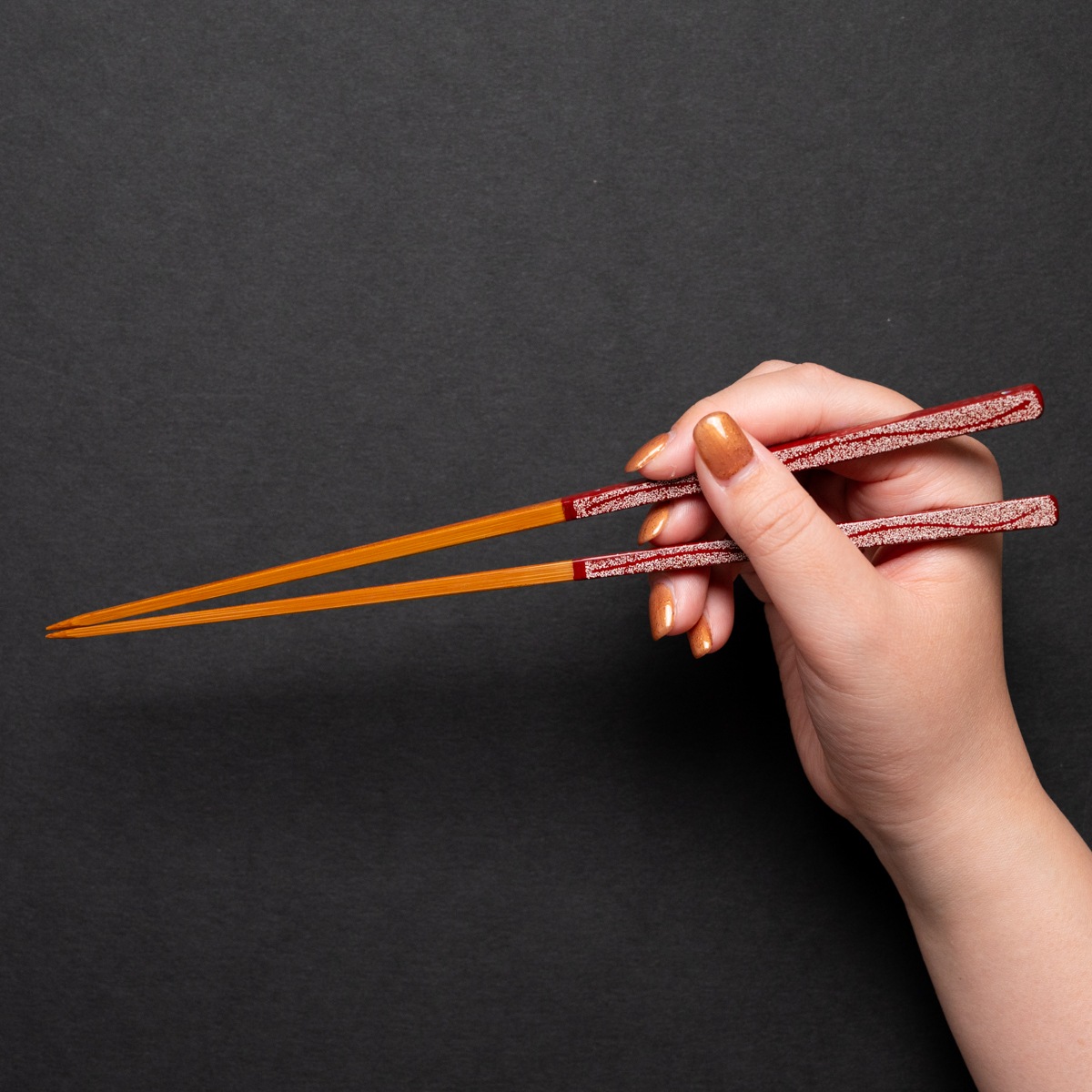 rankak ito｜再び拓かれる若狭の美しさ｜糸 赤 23.5cm