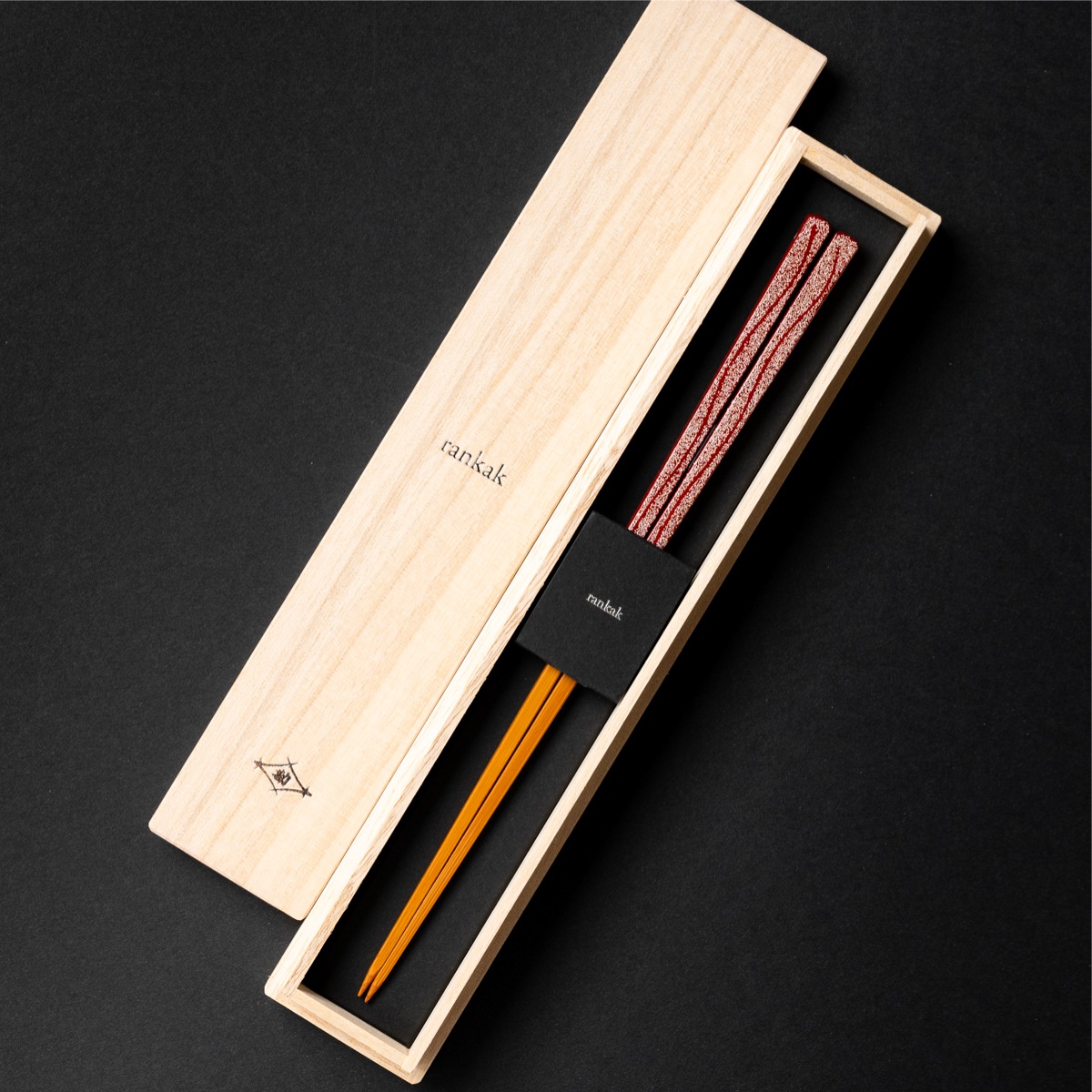 rankak ito｜再び拓かれる若狭の美しさ｜糸 赤 23.5cm