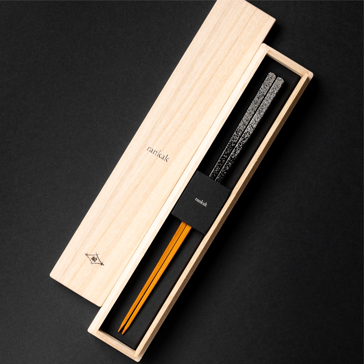 rankak yuki|再び拓かれる若狭の美しさ|雪 黒 23.5cm