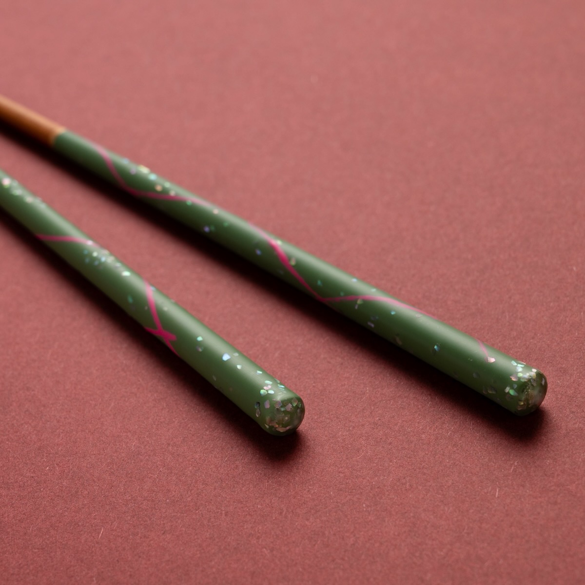 限定商品 Happy Holidays Ribbon｜手仕事のリボン柄でトキメキを｜23cm