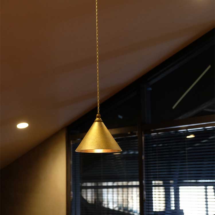 ペンダントランプ 円錐 鍛金 銀ムラ｜FUTAGAMIオンラインショップ「家