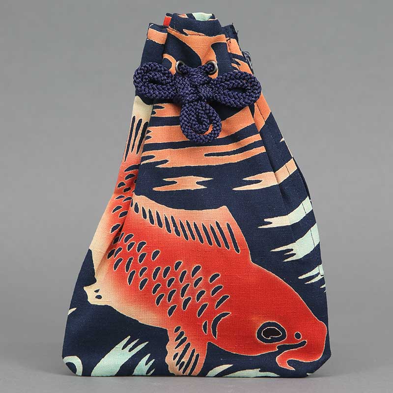 型染「クッション（中入り）魚紋柄」１ツ【 送料確認用出品 】 腰下巾着【鯉に波｜紺紬】祭用品専門店浅草絆纒屋ネットショップ