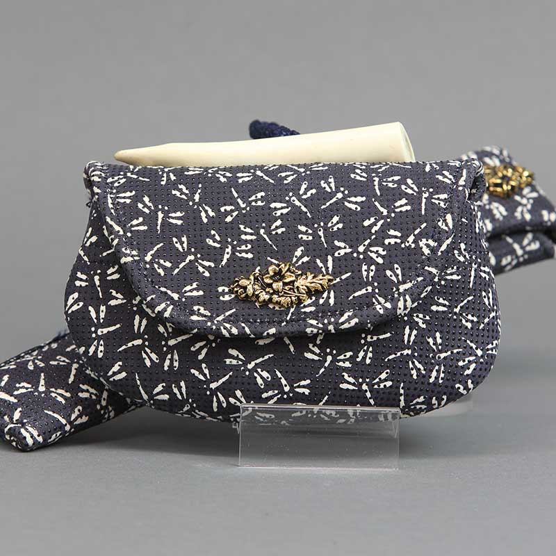 緑屋*z■ 時代物　煙管 キセル 煙管入 煙草入　まとめて　提げ物 古民具　i9/0801-12/27-3#80 浅草煙管 昇り龍 古美 七寸 約210mm きせる ドラゴン