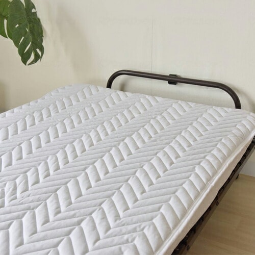 三栄コーポレーション ベッドパッド ホワイト 100×200cm【介護 安眠 静養 抗菌 福祉 施設 衛生】