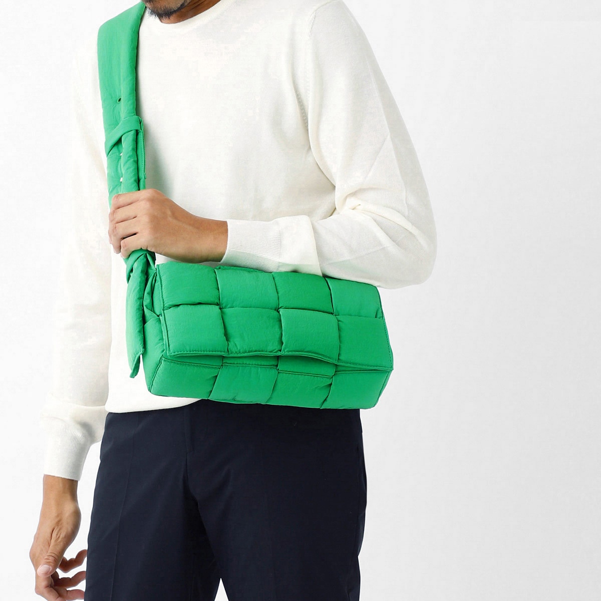 BOTTEGA VENETA ボッテガヴェネタ ショルダーバッグ/PADDED CASSETTE パデッド カセット メンズ