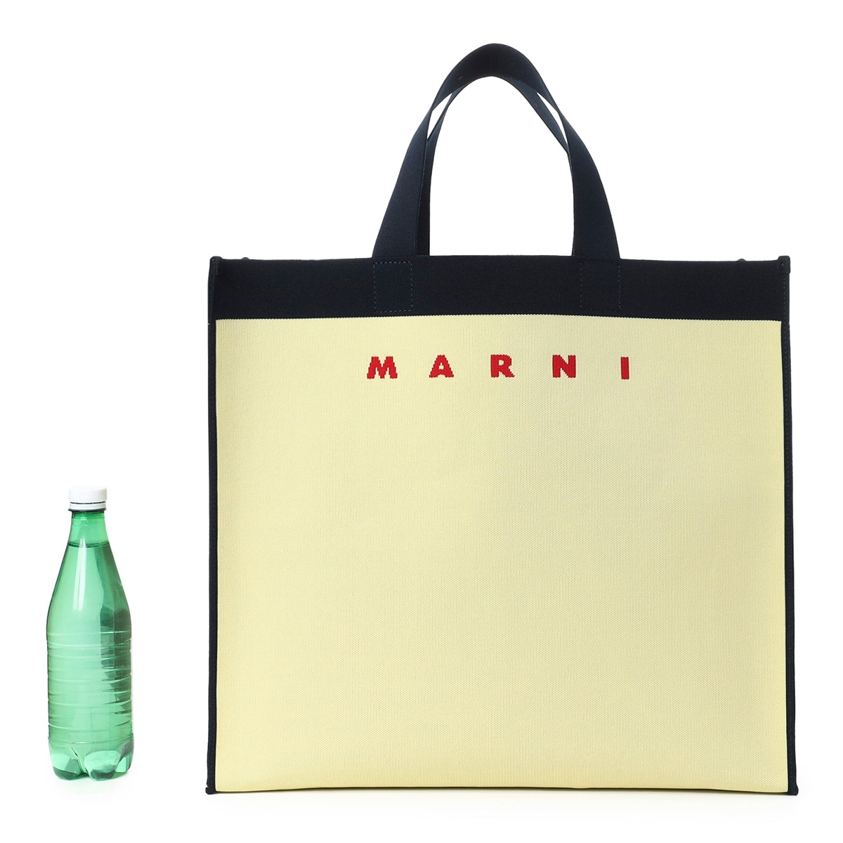 MARNI マルニ VOILE キャンパス地バッグ